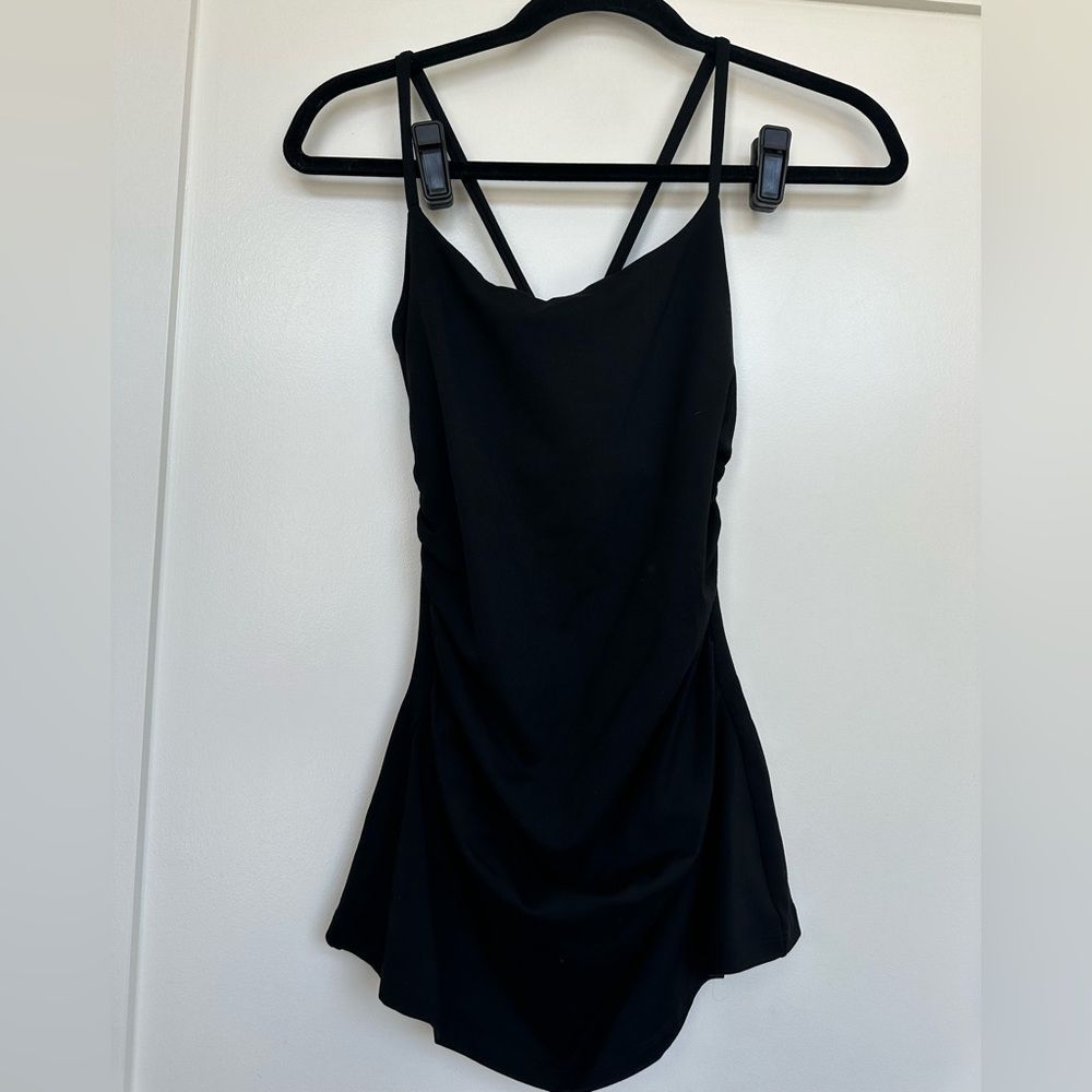 Susana Monaco Racerback Fit and Flare Camisole Top in Black, Size Medium